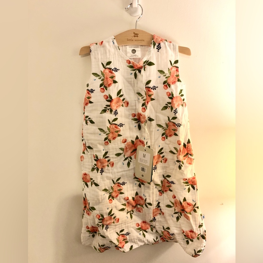 NWT Little Unicorn Watercolor Roses Cotton Muslin Sleep Bag (M/6-12mo)